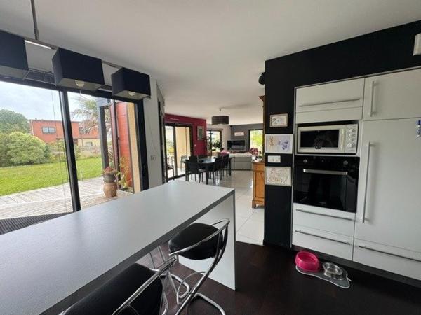 Maison à Plougonvelin, 29217 - 8 pièces 140m²