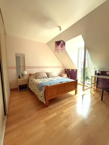 Maison 6 pieces  4 chambres 133 M² à Péaule 