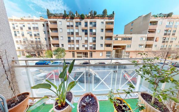 Appartement à vendre    2 pièces • 51 m2 Hyères