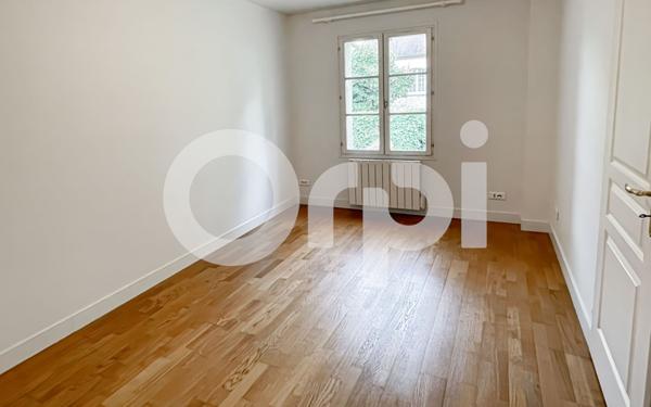 Maison à louer    5 pièces •  Senlis