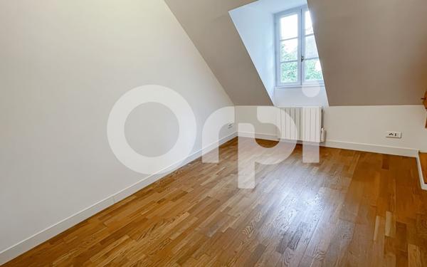 Maison à louer    5 pièces •  Senlis