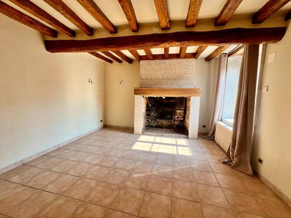 Maison F3 de 76 m² avec 2 chambres.