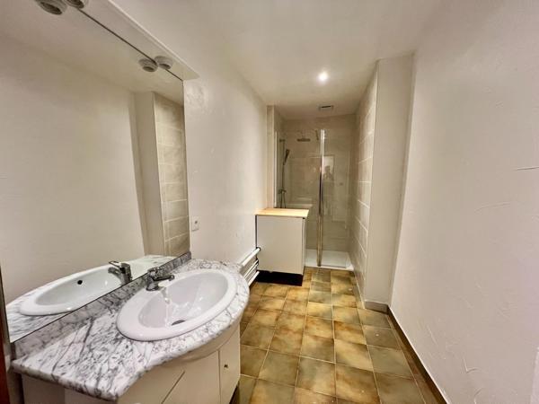 Maison F3 de 76 m² avec 2 chambres.