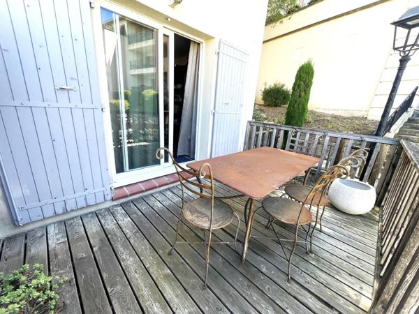 Maison 3 pièces avec extérieur domaine de Pont Royal