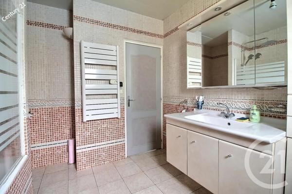 Maison à vendre  5 pièces - 214 m 2   CHATEAU THIERRY  - 02