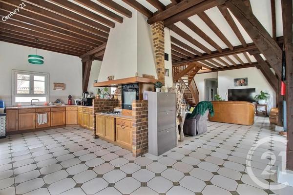 Maison à vendre  5 pièces - 214 m 2   CHATEAU THIERRY  - 02