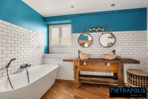 Esprit maison : T6 de 161m² en parfait état - Parkings