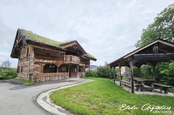 Chalet à vendre 8 pièces SAINT PIERRE DELS FORCATS (66)