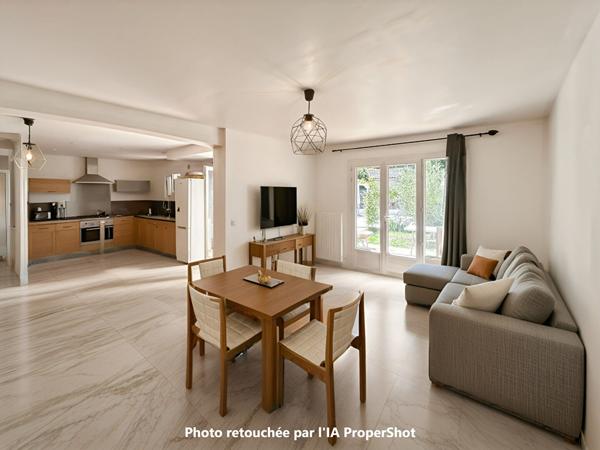 VILLA INDIVIDUELLE 4 PIECES AU CALME SUR 638 M² DE TERRAIN AVEC PISCINE