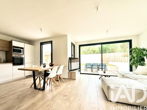 Maison à vendre 5 pièces 96 m² Saint-Philbert-de-Grand-Lieu