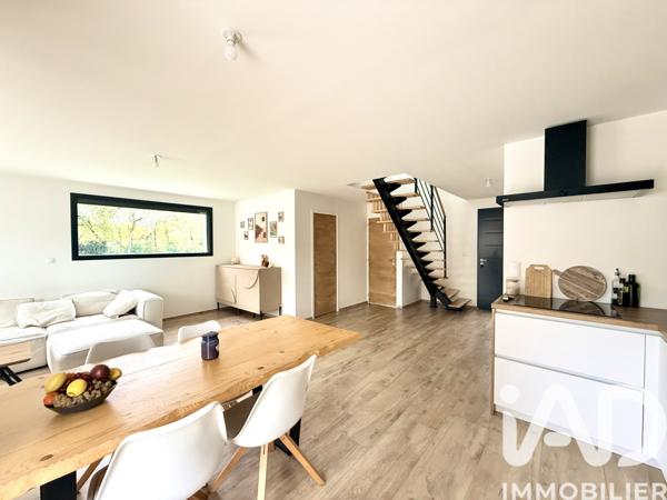 Maison à vendre 5 pièces 96 m² Saint-Philbert-de-Grand-Lieu