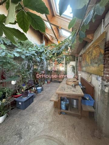 Immeuble à vendre 12 pièces de 220 m²