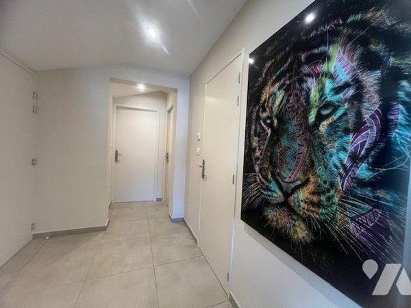 Appartement de type 3 dans une maison à Vendre La Motte Servolex.

Dans une charmante maison,...