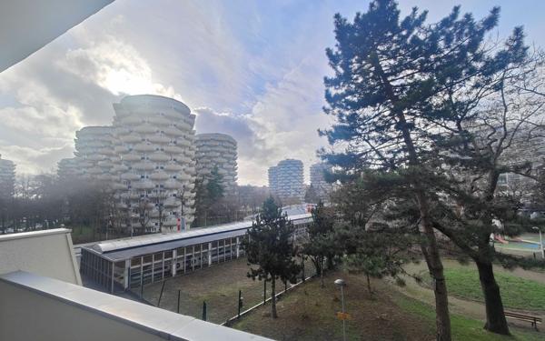 Appartement à vendre    3 pièces • 73 m2 Créteil