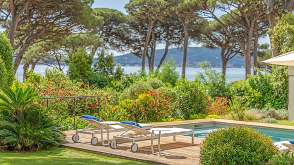 Vente Maison contemporaine Grimaud 10 Pièces 305 m²