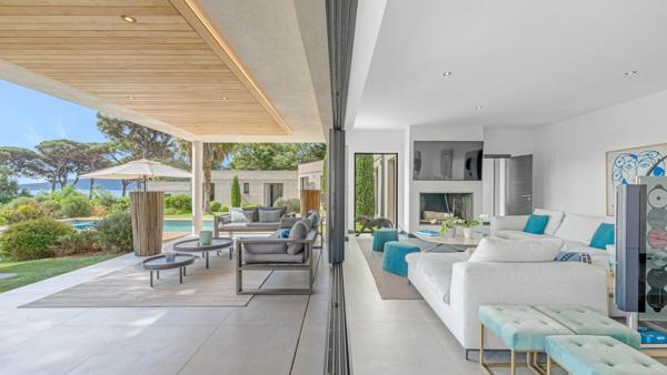 Vente Maison contemporaine Grimaud 10 Pièces 305 m²