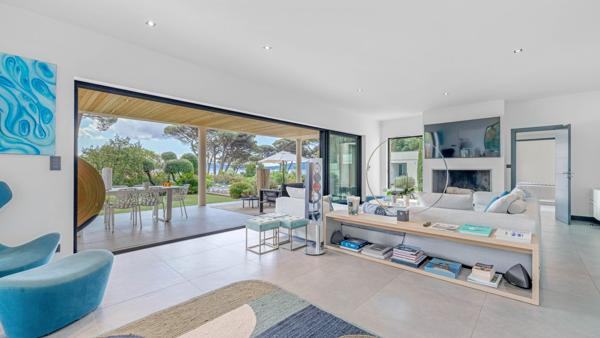Vente Maison contemporaine Grimaud 10 Pièces 305 m²