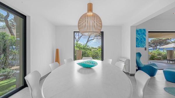 Vente Maison contemporaine Grimaud 10 Pièces 305 m²