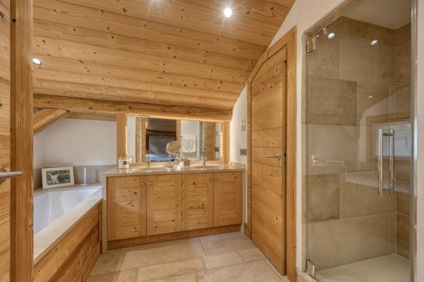 Vente Ferme de luxe Praz-sur-Arly 8 Pièces 188 m²