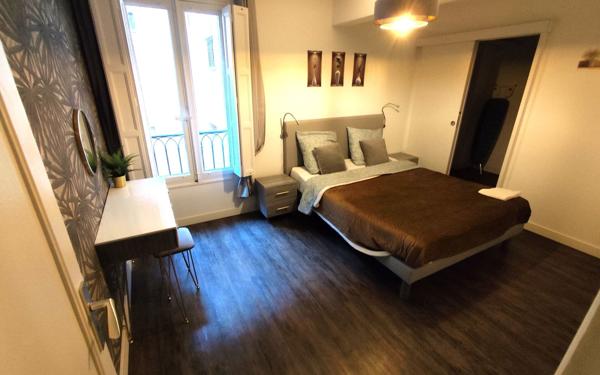 Appartement à vendre    4 pièces • 78 m2 Avignon