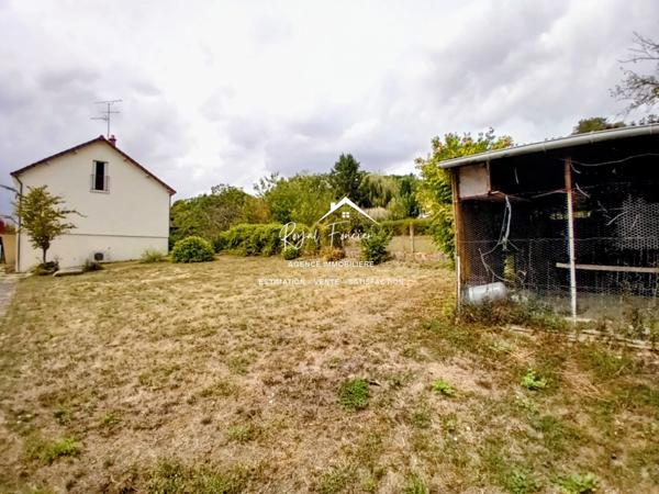 Vue sur la campagne, proche du centre à pied