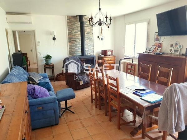 Longère rénovée + piscine + hangar et garages