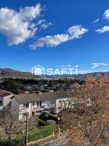 Duplex lumineux au dernier étage avec balcon plein sud et vue dégagée