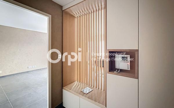 Appartement à louer    3 pièces • 70,80 m2 Albertville