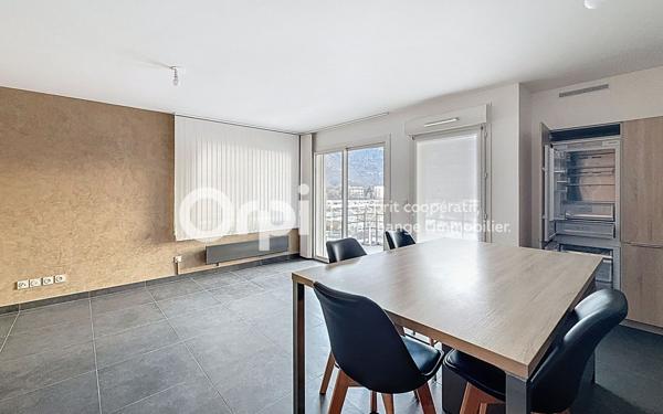Appartement à louer    3 pièces • 70,80 m2 Albertville