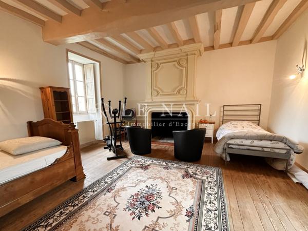 Château des XIVème et XVIIIème siècles au cœur d’un village proche de Nantes