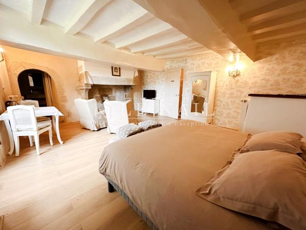 Château des XIVème et XVIIIème siècles au cœur d’un village proche de Nantes