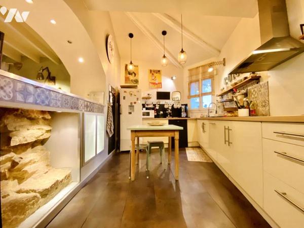 Appartement de type T5 de 149m² habitables avec terrasse  