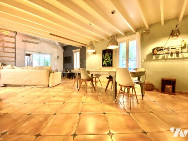 Appartement de type T5 de 149m² habitables avec terrasse  