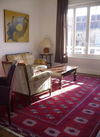 MAISON à vendre 8 pièces VITTEL (88) dont 4 appartements sur 1 095 m² de TERRAIN