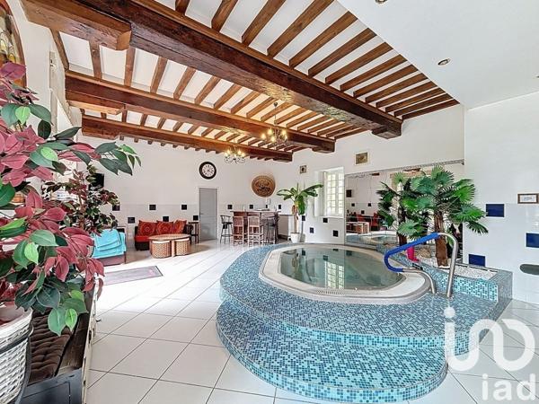 Manoir 14 pièces de 640 m² à Bayeux (14400)
