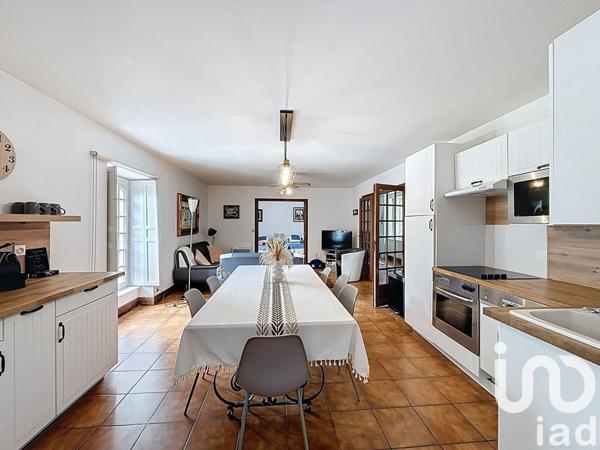 Manoir 14 pièces de 640 m² à Bayeux (14400)