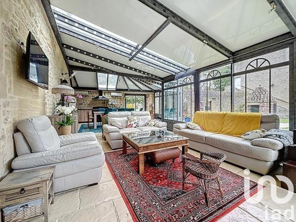 Manoir 14 pièces de 640 m² à Bayeux (14400)