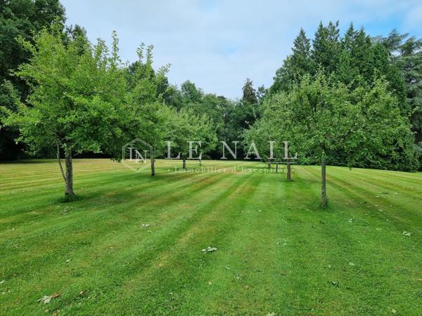 Gentilhommière fin XVIIIe sur un parc de 5 hectares, avec piscine, aux portes d'Alençon