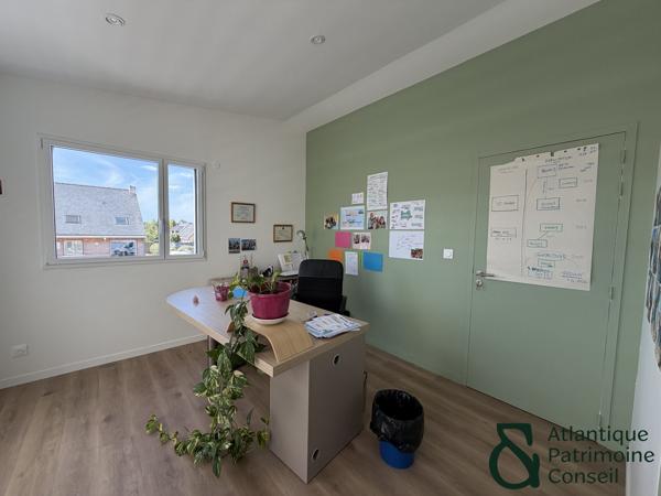 ORVAULT - MAISON A USAGE DE BUREAUX