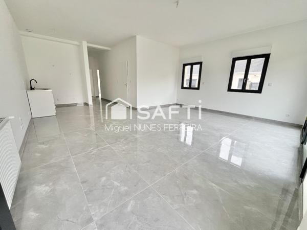 Maison 2 chambres + bureau et places de parking