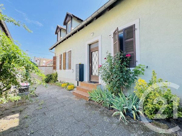 Appartement F2 à vendre  2 pièces - 38 m 2   STRASBOURG  - 67