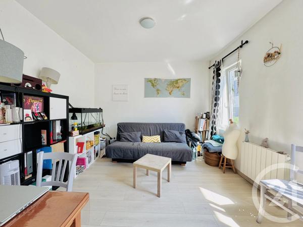 Appartement F2 à vendre  2 pièces - 38 m 2   STRASBOURG  - 67