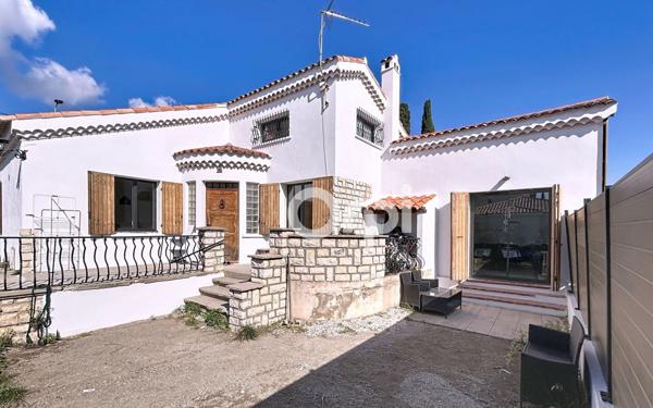 Maison à vendre    5 pièces • 125 m2 La Fare-les-Oliviers