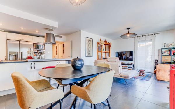 Appartement à vendre    3 pièces • 70 m2 Nice