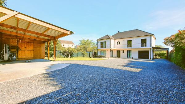 MAISON COUP DE COEUR 210 M2