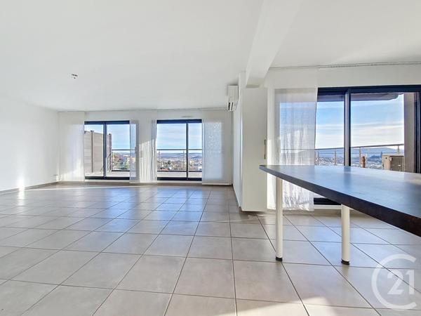 Appartement T5 à vendre  5 pièces - 106,35 m2 CLERMONT FERRAND - 63