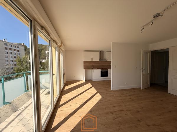 Appartement 3 pièce(s) 2 chambre(s) 70.11 m²
