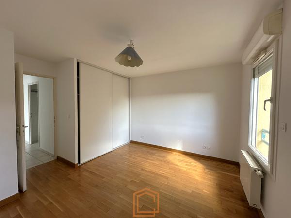 Appartement 3 pièce(s) 2 chambre(s) 70.11 m²