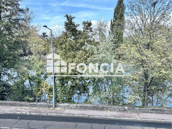 Location Appartement 2 pièces 42.9 m² - Bougival 78380