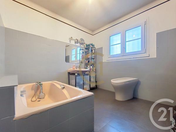 Maison à vendre  6 pièces - 129,08 m2 TRANS EN PROVENCE - 83